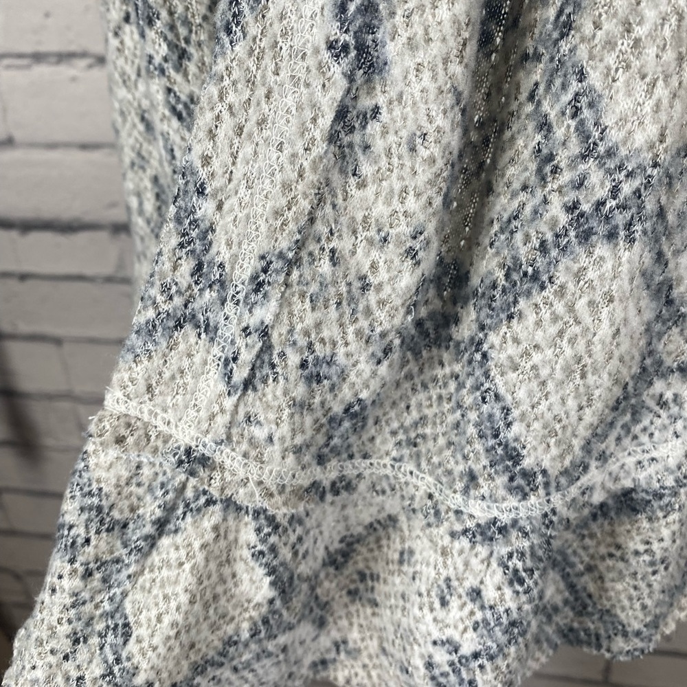 Maurice’s Python Snake Print Cardigan Sweater Siz… - image 3